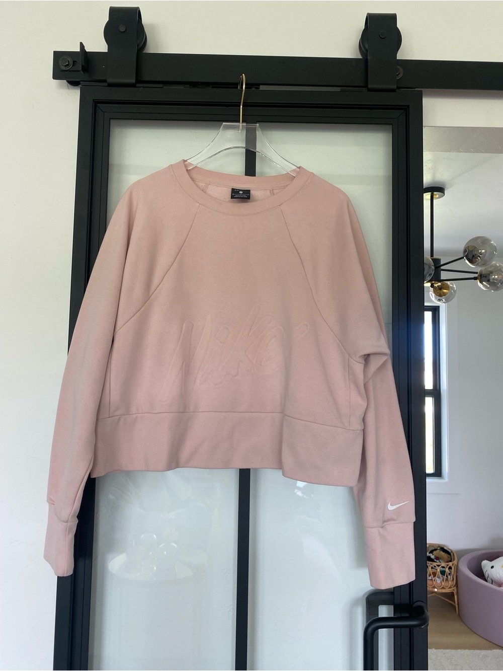 Nike Dri-Fit Get Fit Lux cropped crop top pink crew neck sweatshirt size medium
